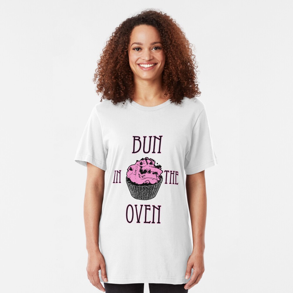 Bun In The Oven - Pink - Pregnancy Tee Slim Fit T-Shirt