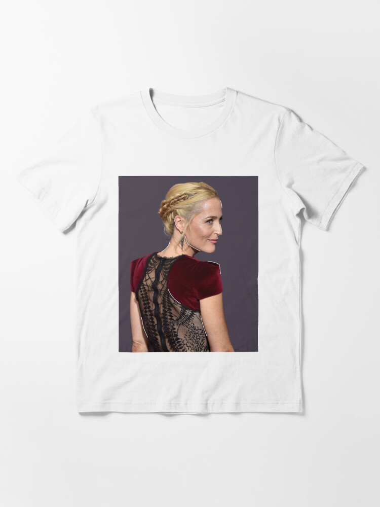 gillian anderson lips shirt