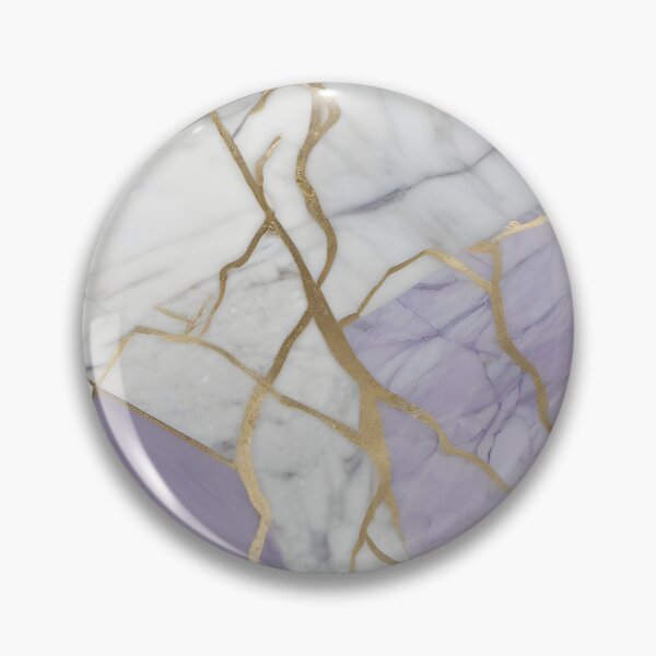 Aperçu de l'œuvre Tranquillité opulente : fusion de marbre lilas et doré créée et vendue par FreedomToDesign.