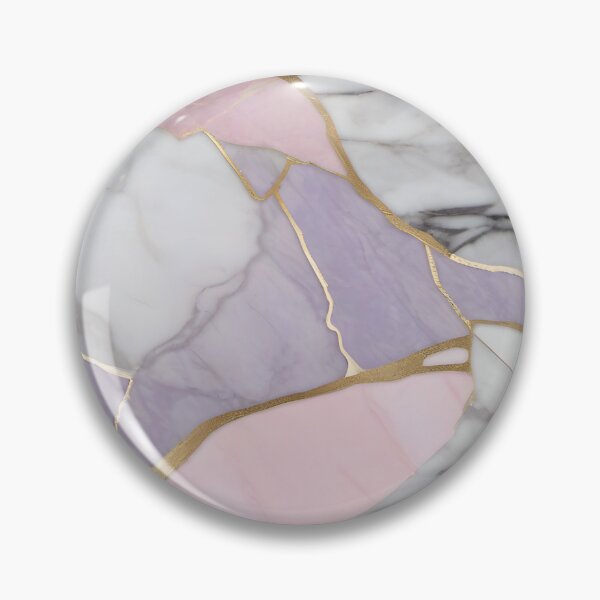 Aperçu de l'œuvre Élégance éthérée : marbre rose et violet avec veines dorées créée et vendue par FreedomToDesign.