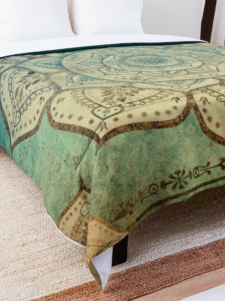 Alternate view of Faded Indian Mandala / Vintage Meditation Mandala Comforter