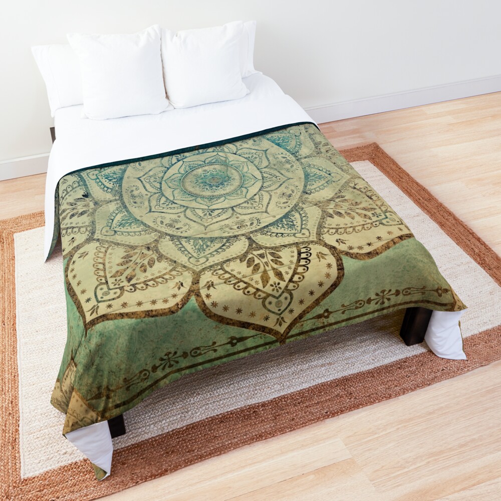 Faded Indian Mandala / Vintage Meditation Mandala Comforter