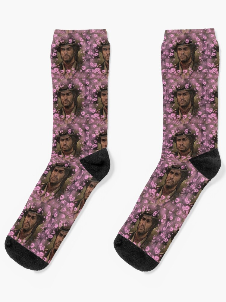 Imagen 1 de 5, Calcetines con la obra Corazones de John Marston, diseñada y vendida por BreadIsGay.