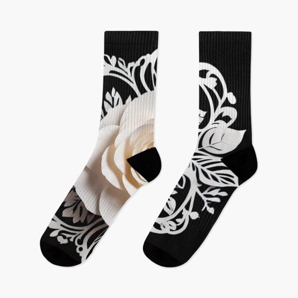Artikelvorschau, Elegante weiße Rose Papierschnittkunst – kompliziertes Blumendesign entworfen und verkauft von WhiteDoveArt.