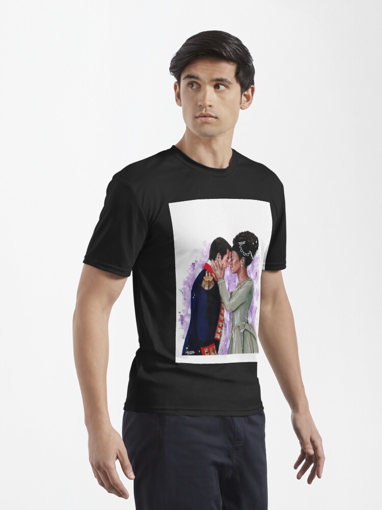 Aperçu 3 sur 7. T-shirt respirant avec l'œuvre La Reine Charlotte - une histoire Bridgerton créée et vendue par laureneportrait.