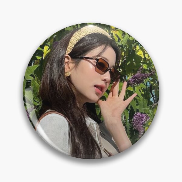 Artikelvorschau, IVE WONYOUNG IVE ACCENDIO HEYA IVE Mine entworfen und verkauft von Valereekmerch.