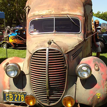 Artwork thumbnail, Rusting Relic by Linda Scott
