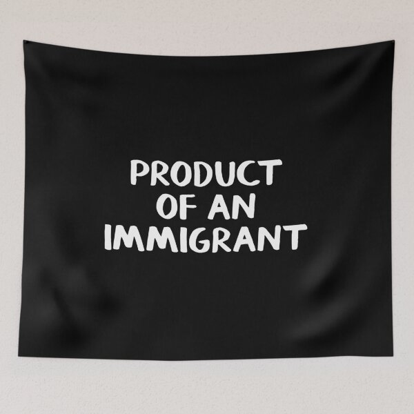 Aperçu de l'œuvre Produit d'un immigrant créée et vendue par allthetees.