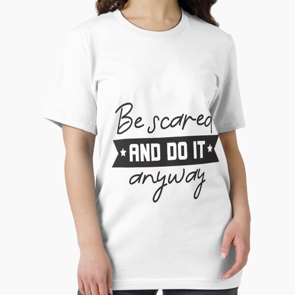 Artikel-Vorschau von Hab Angst und tu es trotzdem Essential T-Shirt, designt und verkauft von MousajidouArt.