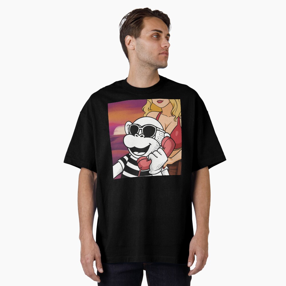 Aperçu de l'œuvre T-shirt oversize créée et vendue par Battacio-shop.
