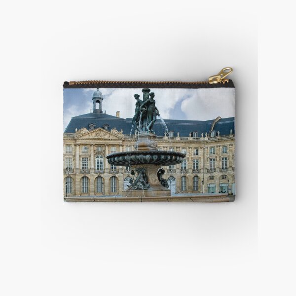 Aperçu de l'œuvre Place de la Bourse Paysage urbain Bordeaux France créée et vendue par Martyn R Arnold Fine Art Nature & Landscape Photography.