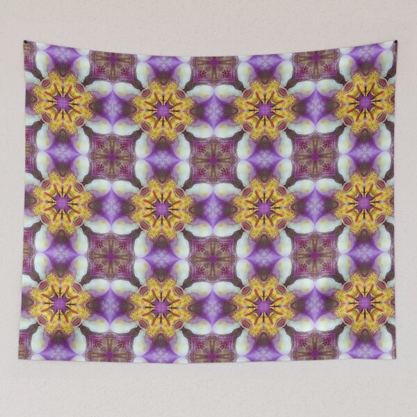 Item preview, Inspirado en una orquídea designed and sold by Betsy Phillips.