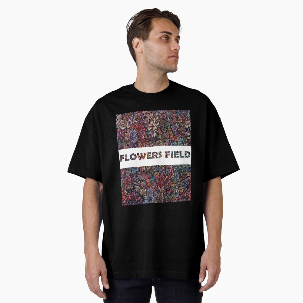 Aperçu de l'œuvre T-shirt oversize créée et vendue par oduchossoir.
