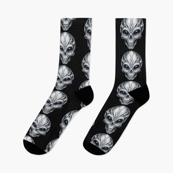 Item preview, Alien Skull 25 designed and sold by LaNadaYFundante.