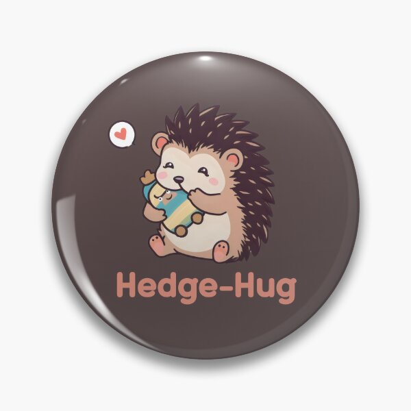 Artikelvorschau, Hedge-Hug Niedlicher Kuschel-Igel mit Stacheln entworfen und verkauft von Delusion Tees.