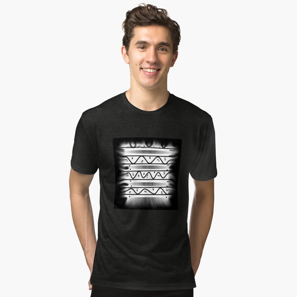 Aperçu de l'œuvre T-shirt chiné créée et vendue par VividlyPossible.