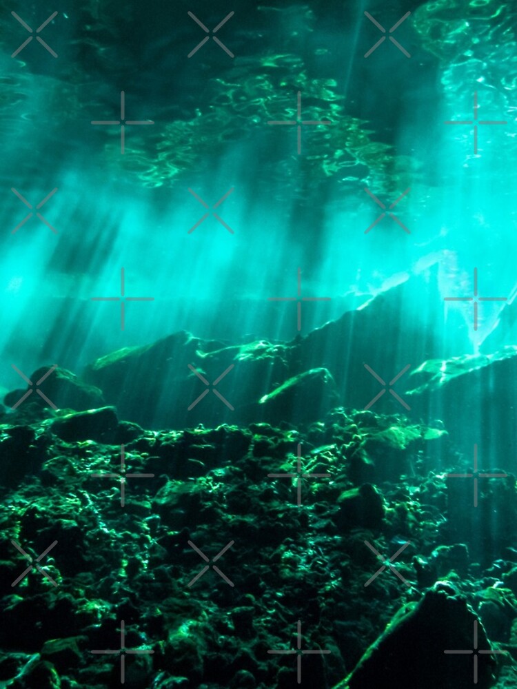 Gran Cenote by Dburstei