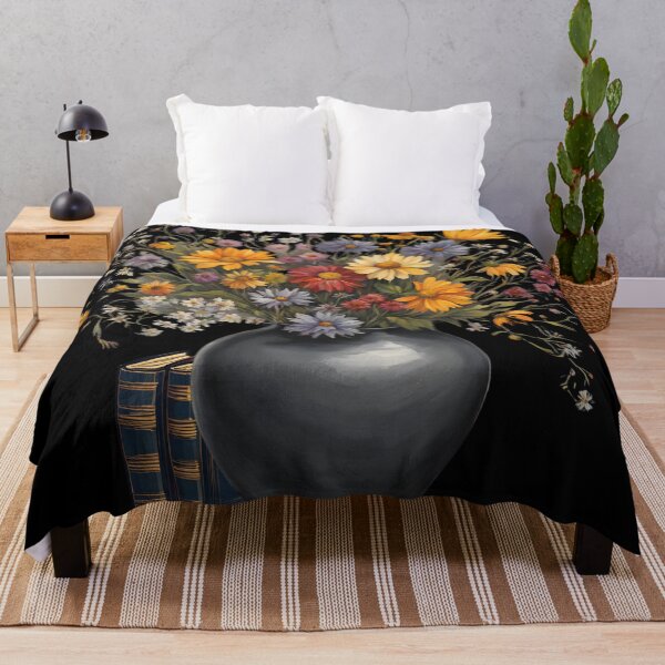 Artikelvorschau, Graue Vase mit Wildblumen gefüllt entworfen und verkauft von signshirtz.