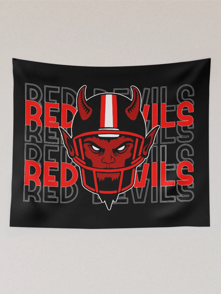 Aperçu 2 sur 3. Tentures avec l'œuvre diables Rouges créée et vendue par Eclipse Graphics WV.