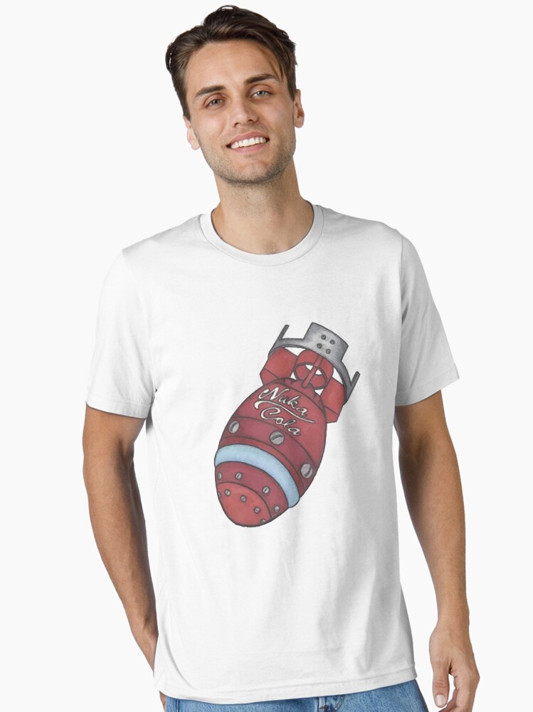 Imagen 1 de 7, Camiseta esencial con la obra nuka-cola , diseñada y vendida por vickiecalhoun.
