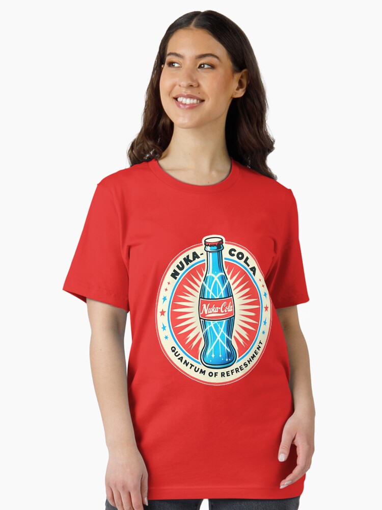 Imagen 2 de 7, Camiseta esencial con la obra nuka-cola , diseñada y vendida por vickiecalhoun.