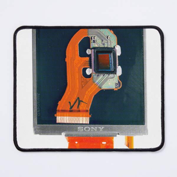 Item preview, destroyed cybershot camera designed and sold by Claudio Pepper.