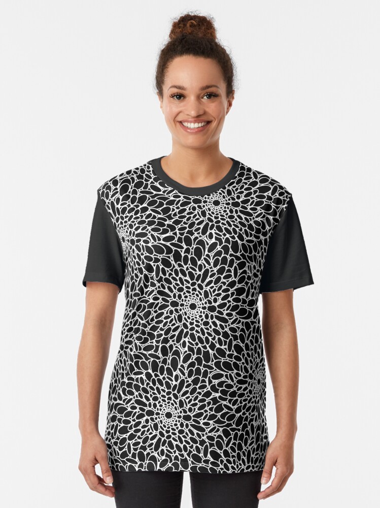 oval neck shirt
