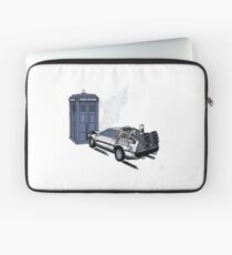 Back to the Whoture Laptop Sleeve