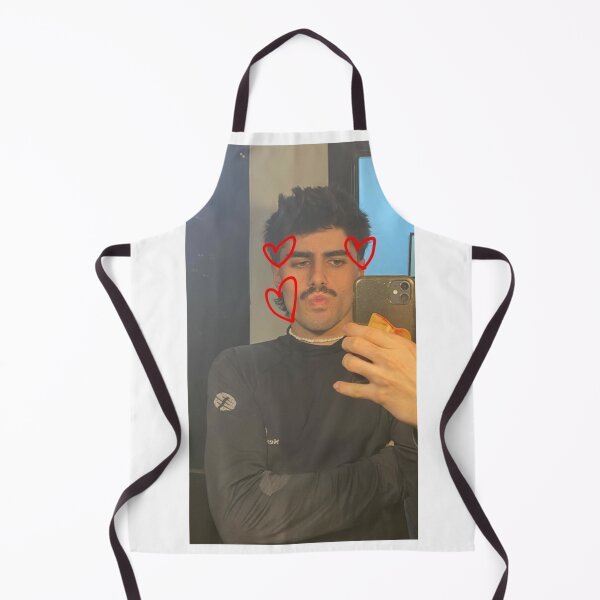 Item preview, Martin Urrutia designed and sold by Aina Giménez.