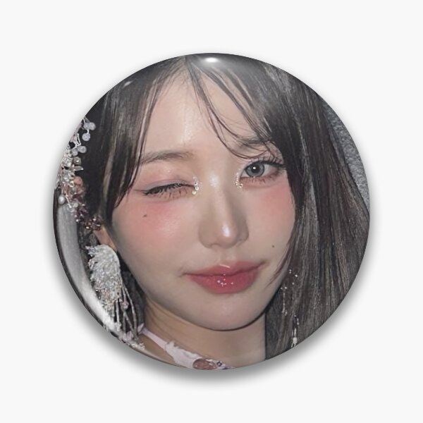 Artikelvorschau, IVE WONYOUNG IVE ACCENDIO HEYA IVE Mine entworfen und verkauft von Valereekmerch.
