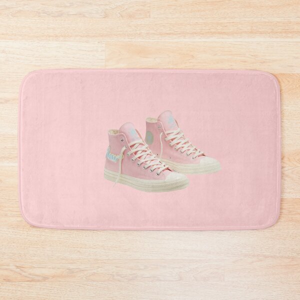 Aperçu de l'œuvre Chaussures rose pastel créée et vendue par Lily Bloom.