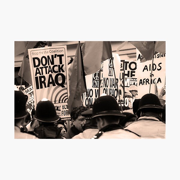 Don't Attack Iraq Photographic Print