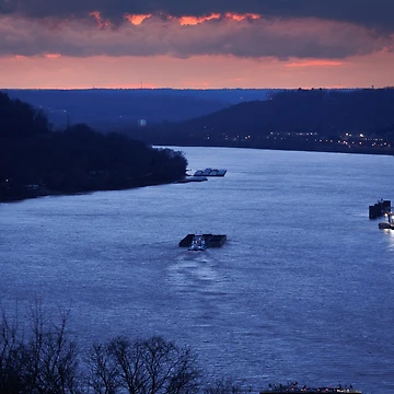 Artwork thumbnail, Winter On The Ohio River by mattmangrease