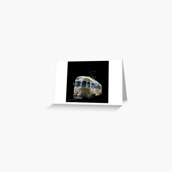 Aperçu de l'œuvre  Tram vintage, principalement dans une palette de couleurs crème et jaune avec des accents métalliques créée et vendue par macadolie.