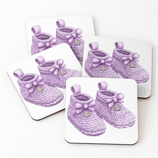 Artikelvorschau, Malvenfarbene Babyschuhe mit Schleife und Knopf entworfen und verkauft von KallyDe.