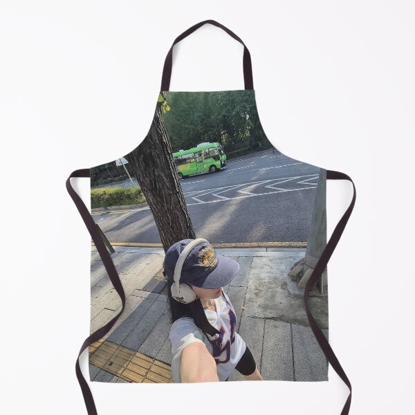 Item preview, Le Sserafim Yunjin Easy SMART Haz que parezca fácil designed and sold by Valereekmerch.