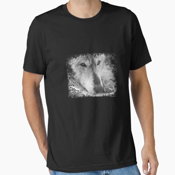 Wolf eyes Essential T-Shirt