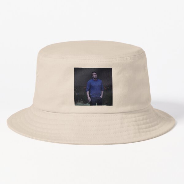 Vista previa del artículo con la obra «Ben Affleck fumando cigarrillo», diseñado y vendido por yeetolivia.