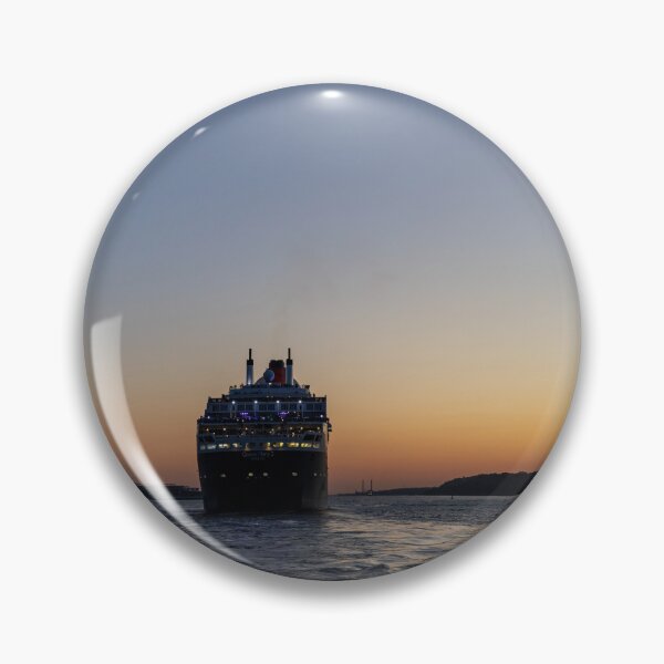 Item preview, Queen Mary 2 designed and sold by Calidris Fotografie Steffi & Ben Köppler.