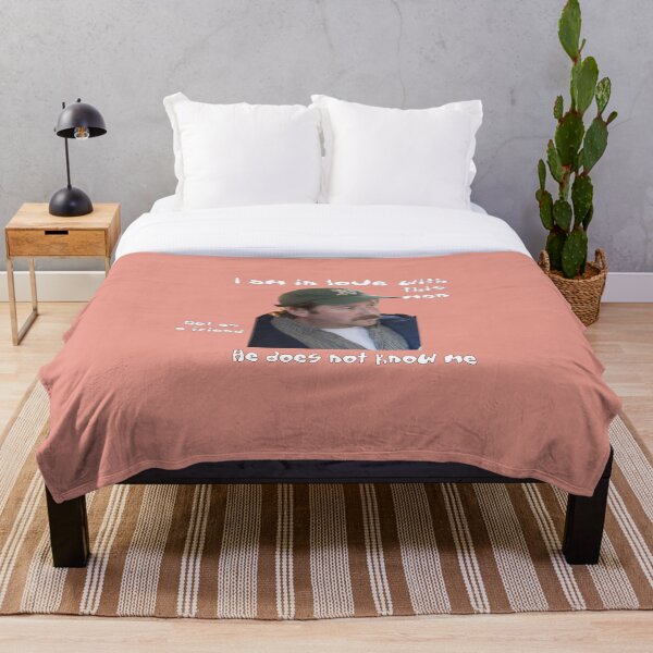 Item preview, Estoy enamorada de este hombre designed and sold by TerryJonesIs5-8.