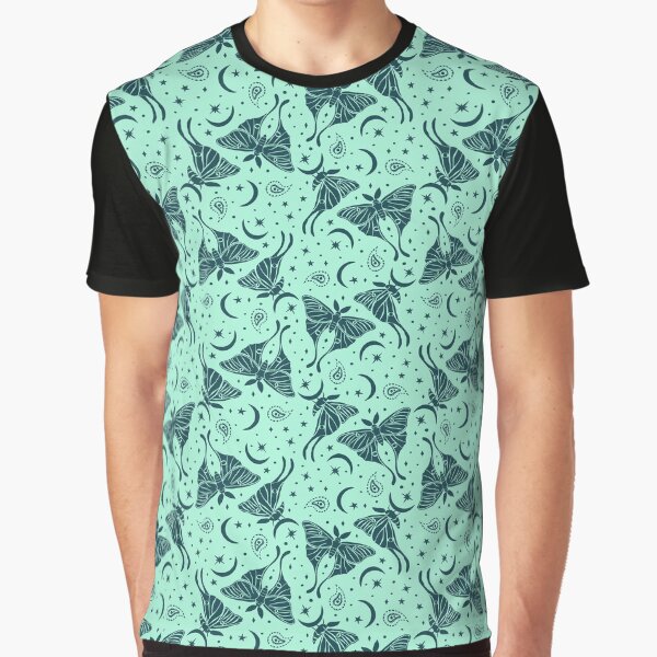 Vista previa del artículo con la obra «Diseño de polilla bohemia con lunas y estrellas sobre fondo azul», diseñado y vendido por paldronma.