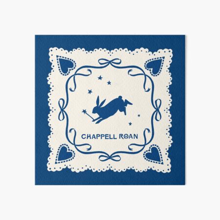 Vista previa del artículo con la obra «Varita de encaje azul Chappell Roan y un conejo», diseñado y vendido por aestheticqueen.