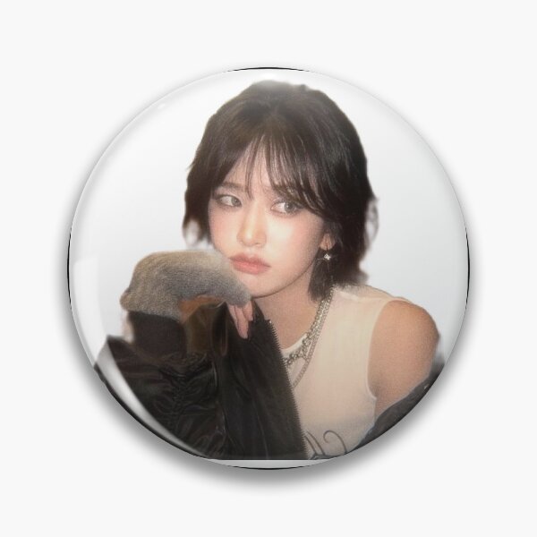 Aperçu de l'œuvre Yujin Ive créée et vendue par Kpopdesignsxz.