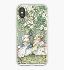 Brambly Hedge - Hawthorn blossom and babies iPhone Case