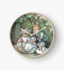 Brambly Hedge - Poppy Dusty and babies Clock