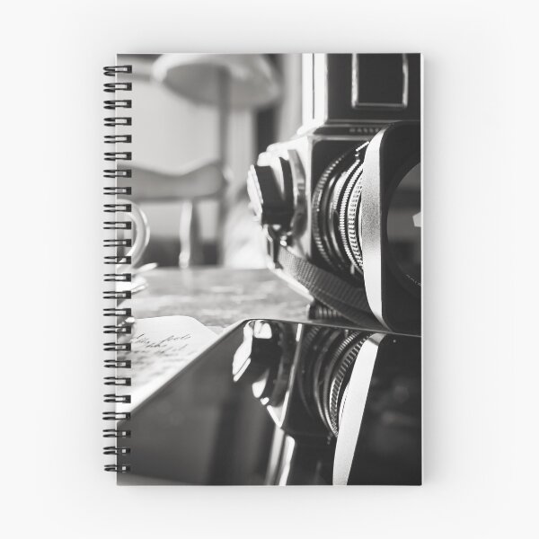 Aperçu de l'œuvre Hasselblad Journal créée et vendue par AndyV12.