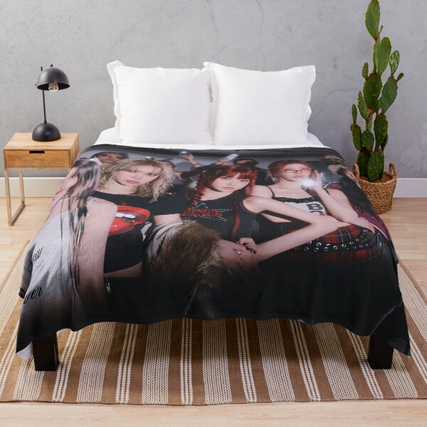 Item preview, CRAZY LE SSERAFIM (KPOP) designed and sold by jaofnn.