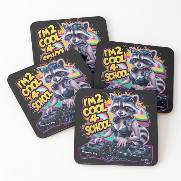 Aperçu de l'œuvre 2 Cool 4 School DJ Femme Raccoon créée et vendue par shirtsngoodies.
