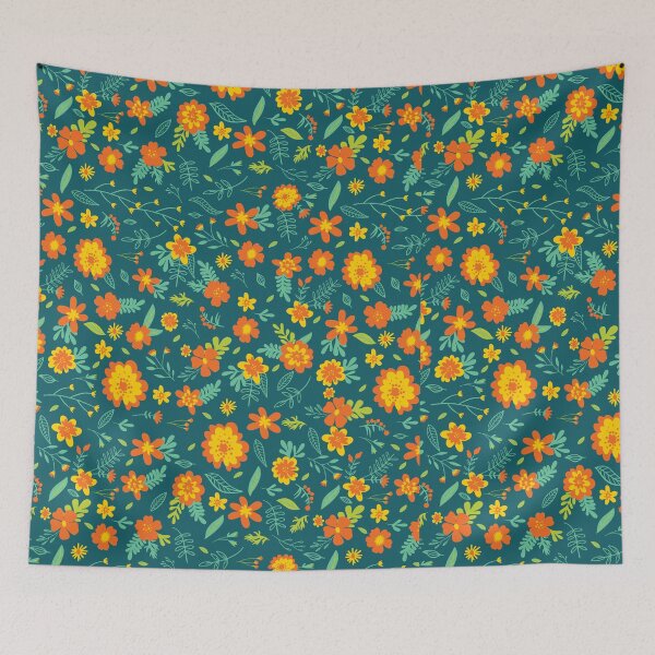 Artikelvorschau, Vintage-Blumenteppich: Zeitlose Schönheit in jedem Blütenblatt entworfen und verkauft von ArtologyNamah.