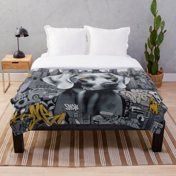Item preview, Nueva York en gris y amarillo: mural de arte canino estilo grafiti con paisaje urbano - Diseño n.° 121 designed and sold by WeimTrails.